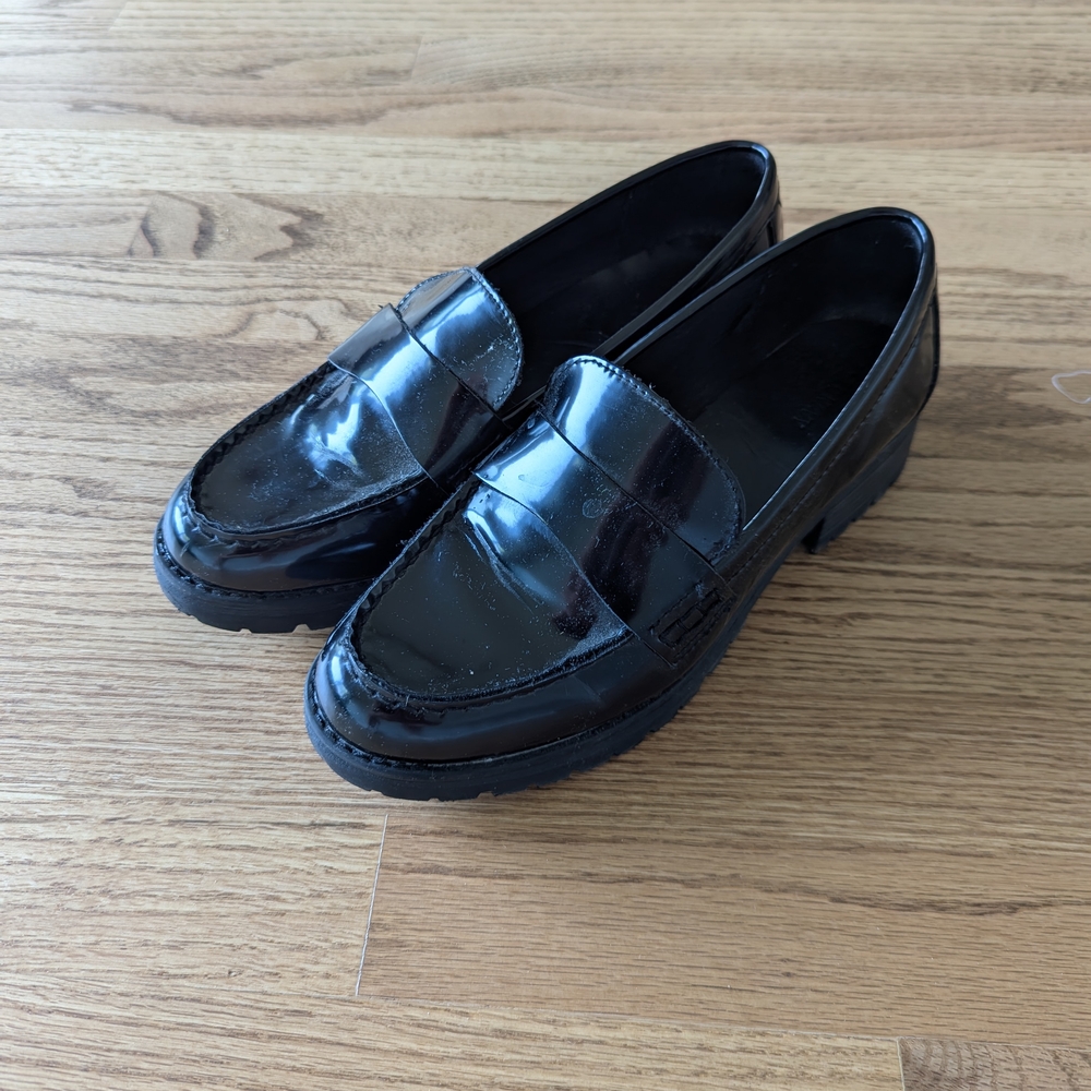 Old Navy Shiny Black Loafers